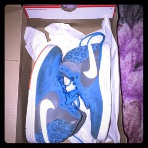 Nike’s high tops blue